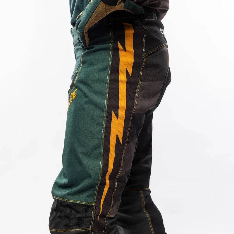 Load image into Gallery viewer, Grindhouse Ramone Pant - Pine/Black
