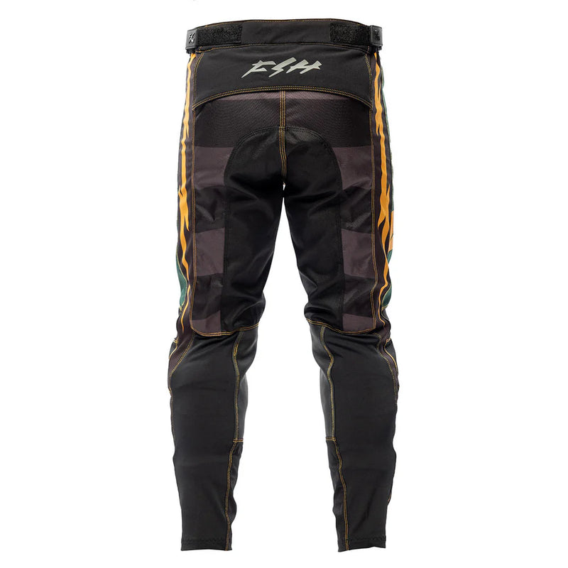 Load image into Gallery viewer, Grindhouse Ramone Pant - Pine/Black

