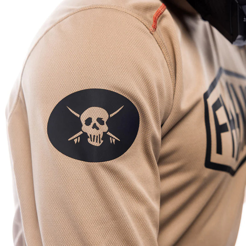 Load image into Gallery viewer, Sanguaro Bennet Jersey
