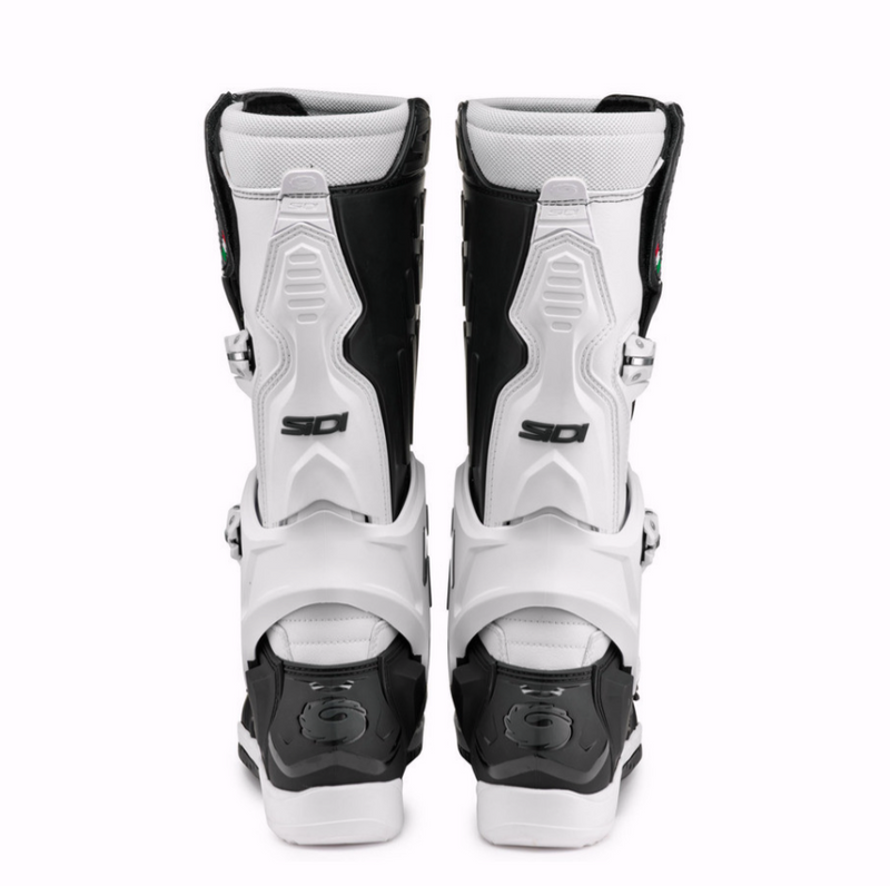 Load image into Gallery viewer, Crossair Black/White Boots
