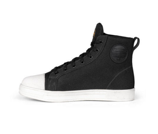 Menace Black/White Boots