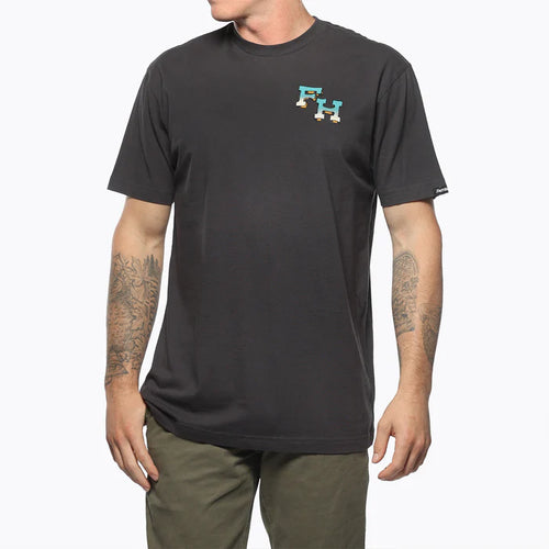 Treader Tee - Washed Black