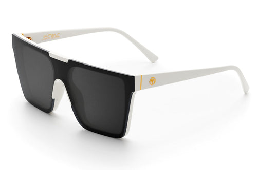 Heatwave-Visuals-Clarity-White-Black